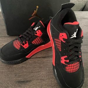 Make an offer!!! New Jordan 4 Retro (PS) 11 child